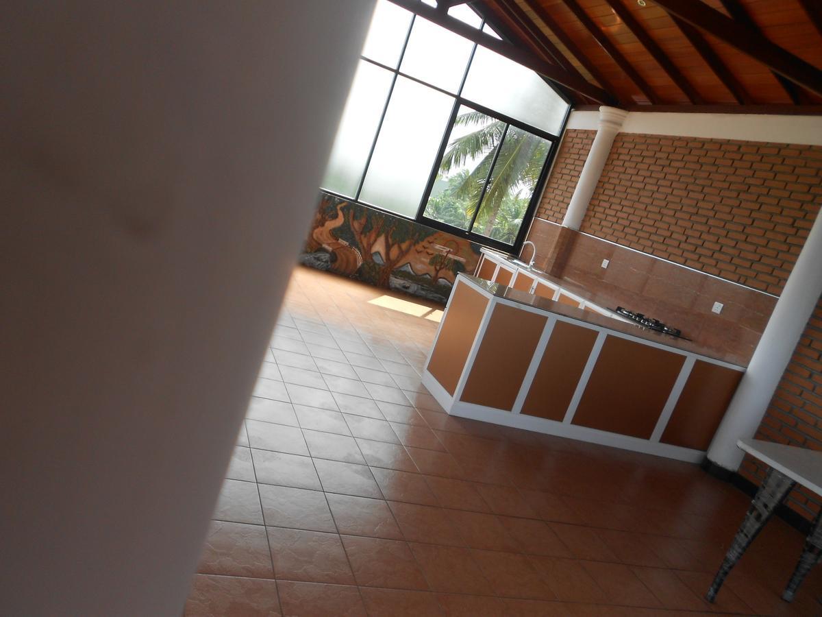 Melvila Peliyagoda Pattiya Exterior foto